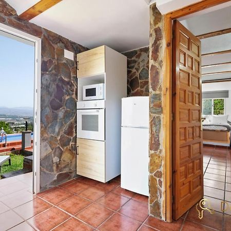 Casa De 2 Dormitorios Con Piscina Privada Y Desayuno Incluido En Alhaurin Alhaurín de la Torre Kültér fotó