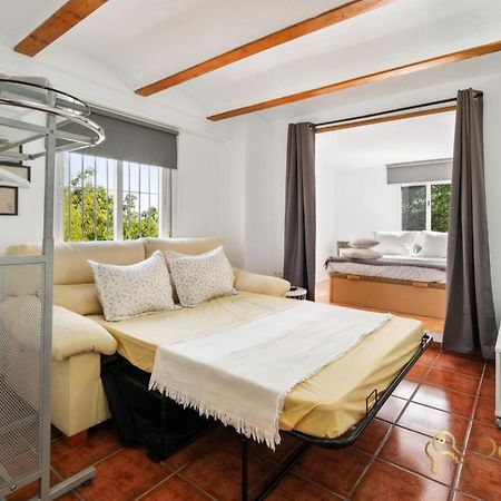 Casa De 2 Dormitorios Con Piscina Privada Y Desayuno Incluido En Alhaurin Alhaurín de la Torre Kültér fotó