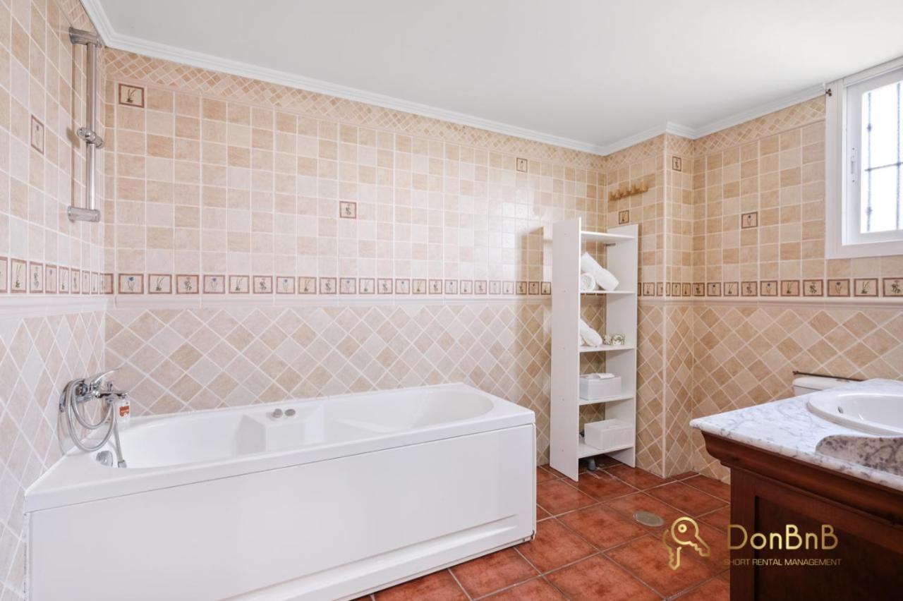 Casa De 2 Dormitorios Con Piscina Privada Y Desayuno Incluido En Alhaurin Alhaurín de la Torre Kültér fotó